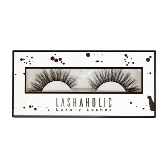 Lashaholic "Kiss Me" Luxury Lashes - Picture 3 of 7